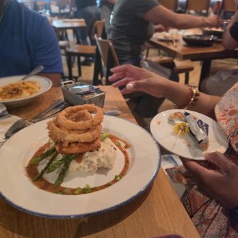 Salt Traders Zilker - Seafood Near Me - Austin, Texas