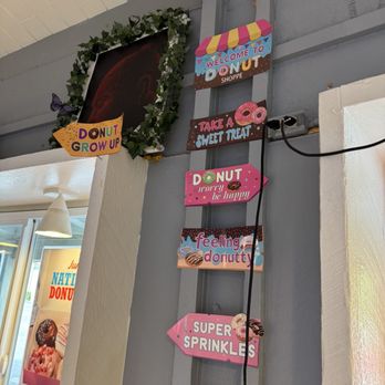 San Carlos Chuck's Donuts - Donuts Near Me - San Carlos, California San Carlos Chuck's Donuts - Donuts Near Me - San Carlos, California