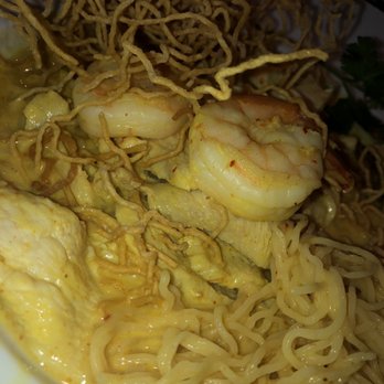 Thairiffic - Khao Soi Chicken & Shrimp - Thai Near Me - Marlborough, Massachusetts
