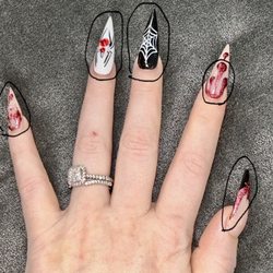 Custom Nails and Spa