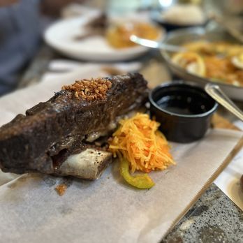 Avenida Restaurant - Filipino Near Me - San Mateo, California
