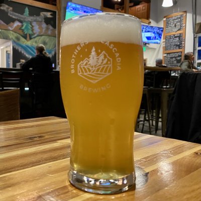Brothers Cascadia Brewing by null
