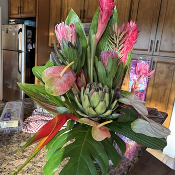 Toyo Griffith Park Florist - Protea, anthurium, red ginger, artichoke thistle ? My wife loved the arrangement - Florists Near Me - Los Angeles, California Toyo Griffith Park Florist - Protea, anthurium, red ginger, artichoke thistle ? My wife loved the arrangement - Florists Near Me - Los Angeles, California