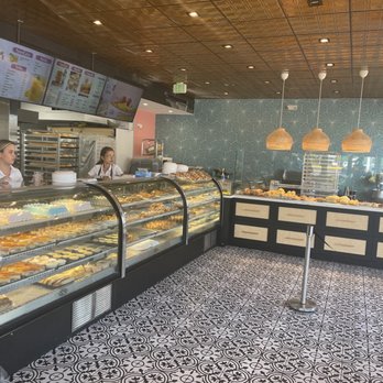 Party Cake Bakery - Inside Cafe - Bakeries Near Me - Miami, Florida Party Cake Bakery - Inside Cafe - Bakeries Near Me - Miami, Florida