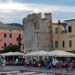 BAR Miralago - Schiefer Turm von Bardolino