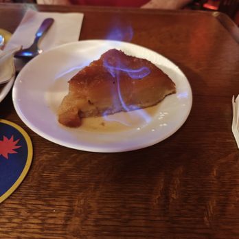 Le Falstaff - Flaming clavados tarte tartin - Pubs Near Me - Paris, 75 Le Falstaff - Flaming clavados tarte tartin - Pubs Near Me - Paris, 75