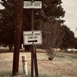 Pleasant Grove Cemetery - Road sign