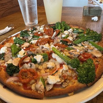 California Pizza Kitchen - California veggies with goat cheese on cauliflower crust - Pizza Near Me - Kapolei, Hawaii California Pizza Kitchen - California veggies with goat cheese on cauliflower crust - Pizza Near Me - Kapolei, Hawaii