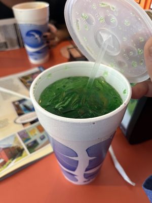 Port Drive In by null