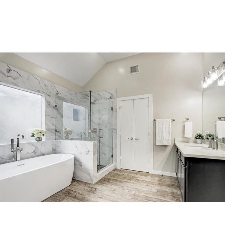 Slide of Bailey Roofing & Construction