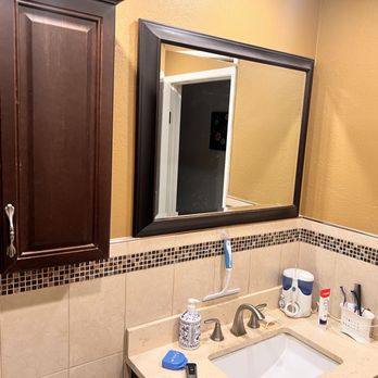 Pacific Bay Remodeling - Old bathroom - General Contractors Near Me - Castro Valley, California Pacific Bay Remodeling - Old bathroom - General Contractors Near Me - Castro Valley, California