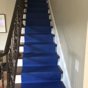 Rich Nelson Moving Services - protect the stairs - Movers Near Me - Laguna Hills, California