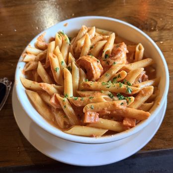 Kickback Neighborhood Tavern - Penne with shrimp and vodka sauce - Bars Near Me - Wellington, Florida Kickback Neighborhood Tavern - Penne with shrimp and vodka sauce - Bars Near Me - Wellington, Florida