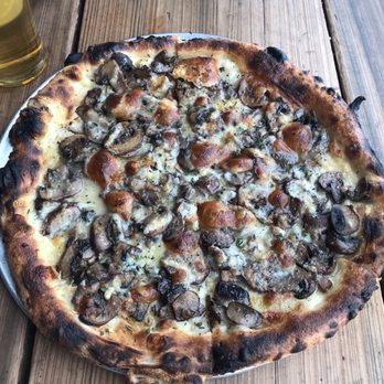 Gjelina - Mushroom pizza - New American Near Me - Venice, California Gjelina - Mushroom pizza - New American Near Me - Venice, California