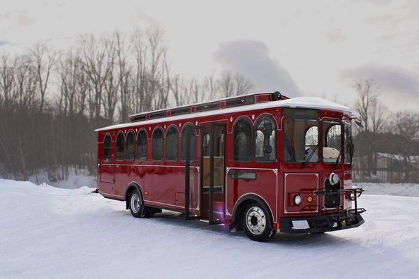 Private Rentals - Book one of our chartered tours, we have a variety of tours like weddings, Historical sites, Ski-season, Fall Foliage, University tours, Maple and cheese tours, Beer tours, North Beach tours and Shopping tours. Arrange a Private party, Business eventor meeting, Airport pick up and drop off and a group trip with us. Private Rentals - Book one of our chartered tours, we have a variety of tours like weddings, Historical sites, Ski-season, Fall Foliage, University tours, Maple and cheese tours, Beer tours, North Beach tours and Shopping tours. Arrange a Private party, Business eventor meeting, Airport pick up and drop off and a group trip with us.