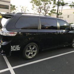 Honolulu Airport Transfer - That's one of our 2018 Toyota Sienna SE, enjoy your ride.