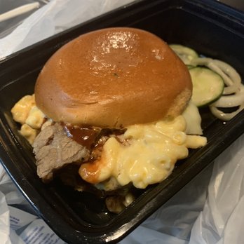 Bubba’s Bones & Brews - Mac Daddy Burger - Gastropubs Near Me - Cathedral City, California