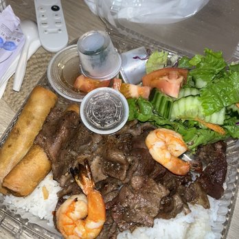 Pho Kitchen - Rice plate with beef, shrimp and egg rolls - Vietnamese Near Me - San Diego, California Pho Kitchen - Rice plate with beef, shrimp and egg rolls - Vietnamese Near Me - San Diego, California