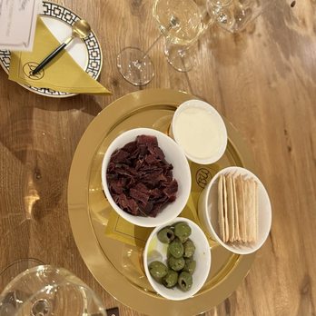 Bella Union Winery - The snacks - Wineries Near Me - St. Helena, California Bella Union Winery - The snacks - Wineries Near Me - St. Helena, California