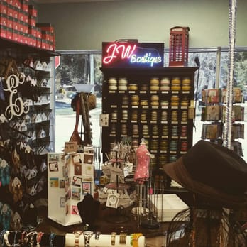 Salon JW - Salon JW also has a cute little Boutique inside.  The perfect place for that last minute gift! - Massage Near Me - Orlando, Florida