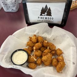 Pinewood Golf Course - Cheese Curds Appetizer
