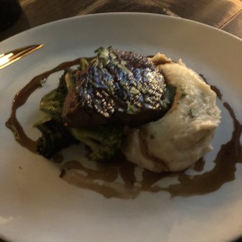 Siena Tavern - 6 oz. Filet Mignon - Italian Near Me - Chicago, Illinois