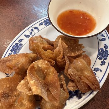 Oh My Pho - Pork wonton (but recently changed to cream cheese wonton) - Vietnamese Near Me - Lawndale, California