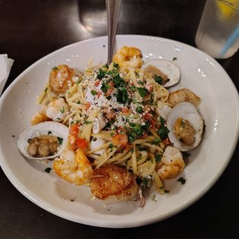 St Augustine Fish Camp - Spicy Seafood Linguine - Seafood Near Me - St Augustine, Florida