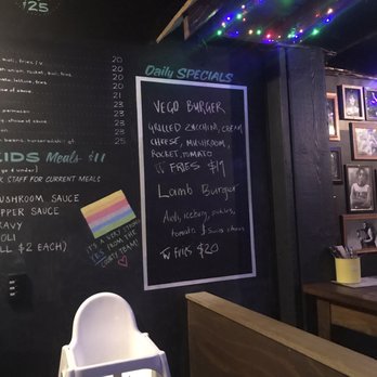Courthouse Hotel - Courthouse: menu - Pubs Near Me - Newtown, NSW