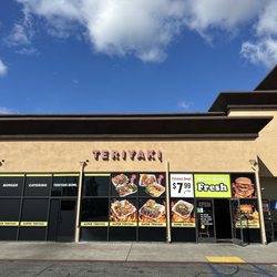 Super Teriyaki - Outside