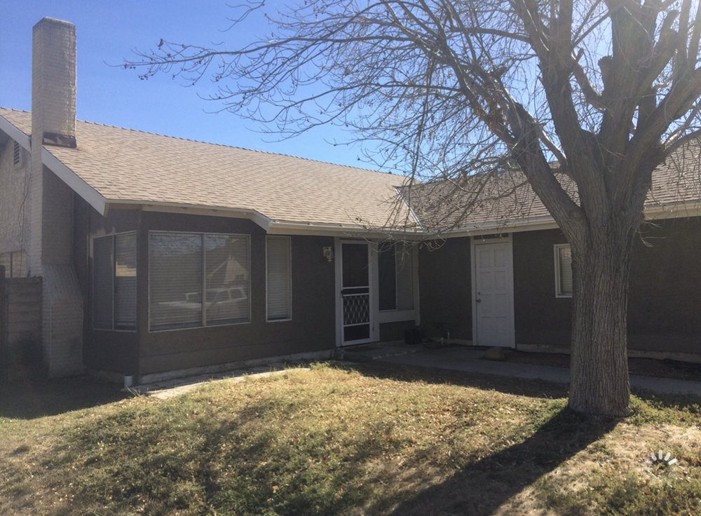 Slide of Valley Roofing Inc