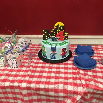 Roxy's Sweet Treats - Bakeries Near Me Roxy's Sweet Treats - Bakeries Near Me