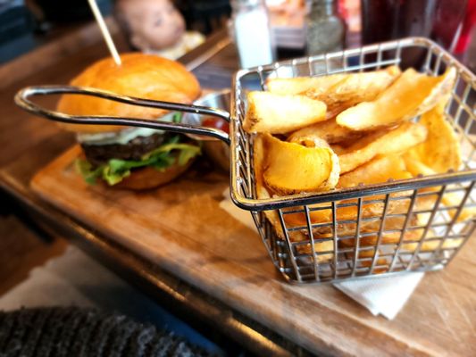 Alpha Charlie's Tap & Tavern by null