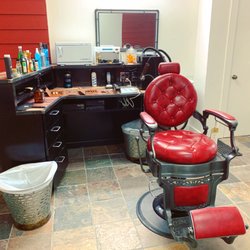 Collegiate Peaks Barber Shop