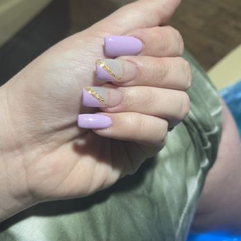 Mingle Nail & Spa - This is what I received.. - Nail Salons Near Me - Round Lake Beach, Illinois Mingle Nail & Spa - This is what I received.. - Nail Salons Near Me - Round Lake Beach, Illinois