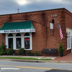 Kyles Coffee - View from across the street