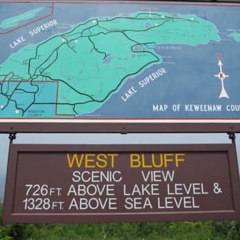 Brockway Mountain Drive - Information signs - Hiking Near Me - Copper Harbor, Michigan