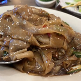 Thai Elephant Morro Bay - Beef Spicy Noodles - Thai Near Me - Morro Bay, California Thai Elephant Morro Bay - Beef Spicy Noodles - Thai Near Me - Morro Bay, California