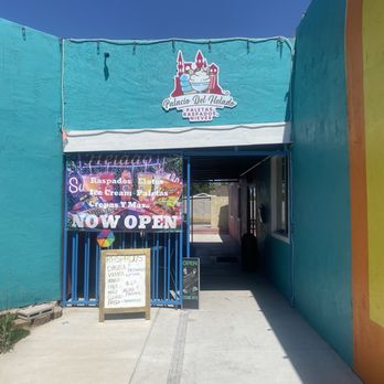Palacio Del Helado - The front of the store! - Ice Cream & Frozen Yogurt Near Me - Chandler, Arizona