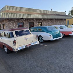 Garibaldi's - Cars came directly from the Jo Mama's annual car show nearby.