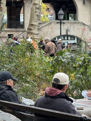 Columbus Park by null