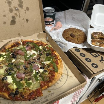 Pieology Pizzeria - Pizza, wings, Reese's® Peanut Butter Cup Cookie - Pizza Near Me - Honolulu, Hawaii Pieology Pizzeria - Pizza, wings, Reese's® Peanut Butter Cup Cookie - Pizza Near Me - Honolulu, Hawaii