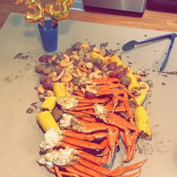 Topsail Steamer - 3lbs crab leg - Seafood Near Me - Wrightsville Beach, North Carolina Topsail Steamer - 3lbs crab leg - Seafood Near Me - Wrightsville Beach, North Carolina