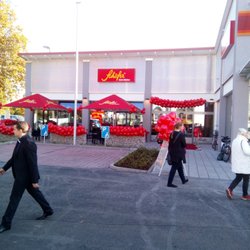 Schäfer Dein Bäcker - Am Eröffnungstag den 31.10.2016 in Weißenthurm