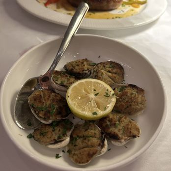 Rao's Miami Beach - Baked clams - Italian Near Me - Miami Beach, Florida Rao's Miami Beach - Baked clams - Italian Near Me - Miami Beach, Florida