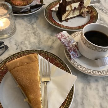 Coselpalais - Recommend Coselpalaistorte. - Cafes Near Me - Dresden, SN