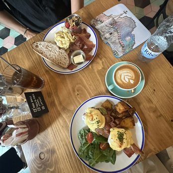 La Malcriada - Breakfast & Brunch Near Me - Barcelona, B