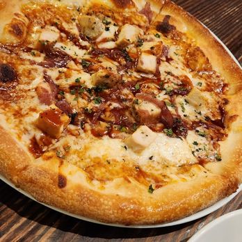1803 Pizza Kitchen - Bbq chicken pizza - Pizza Near Me - Orlando, Florida 1803 Pizza Kitchen - Bbq chicken pizza - Pizza Near Me - Orlando, Florida