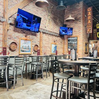GARAGE Kitchen + Bar - Breakfast & Brunch Near Me - San Diego, California GARAGE Kitchen + Bar - Breakfast & Brunch Near Me - San Diego, California