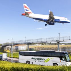 Anderson Tours - Anderson Travel Coach from Heathrow Airport